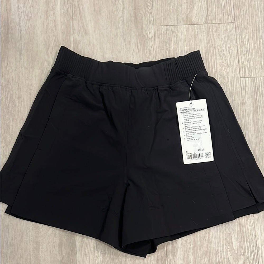 Lululemon Relaxed Fit 4” Black Women's Shorts